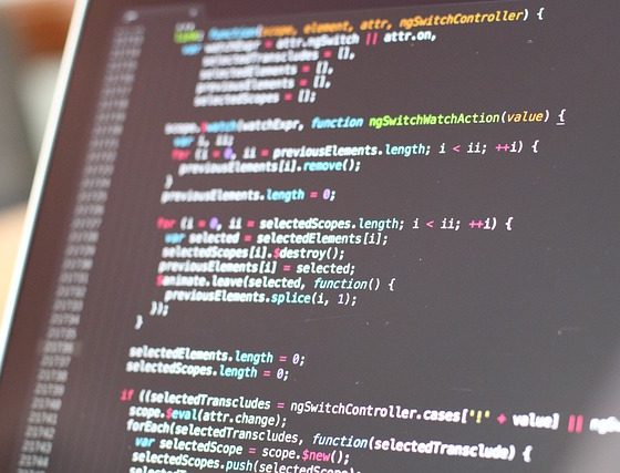 perbedaan web scraping dan web crawling