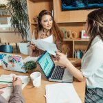 Tolok Ukur Efisiensi Kerja, Dapat Menghemat Biaya