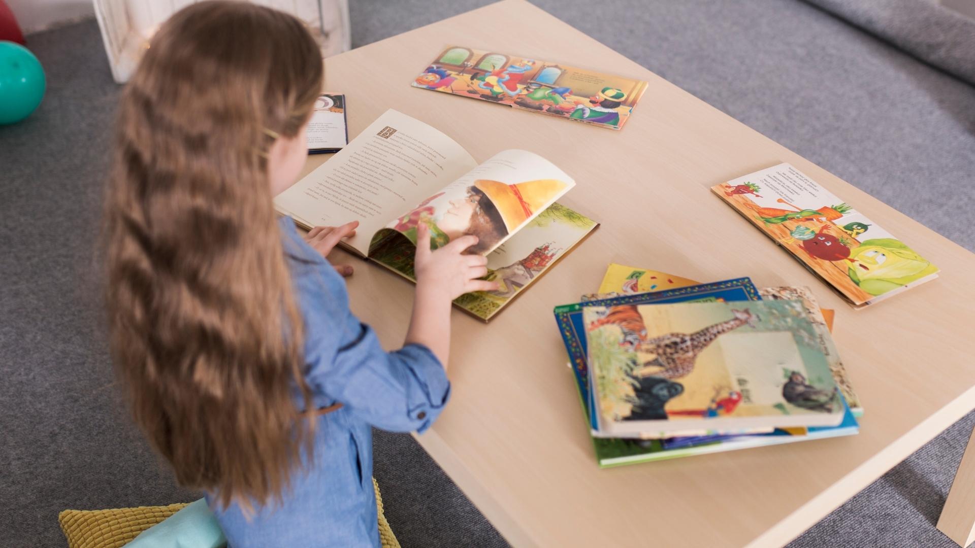 Ilustrasi Buku Cerita Bergambar